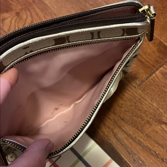 Coach Tan Floral Clutch - Picture 3 of 7